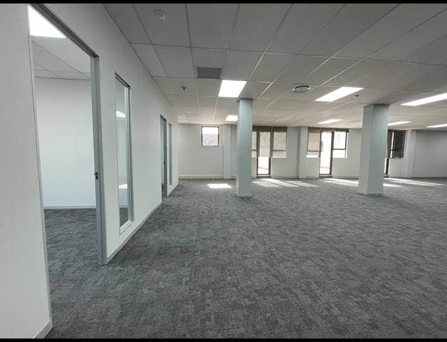330M² OFFICE TO LET IN RIVONIA